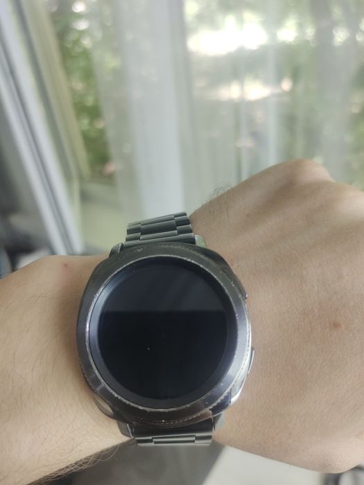 Часы Samsung Gear Sport