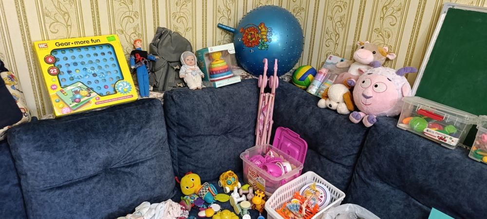 Детские  игрушки