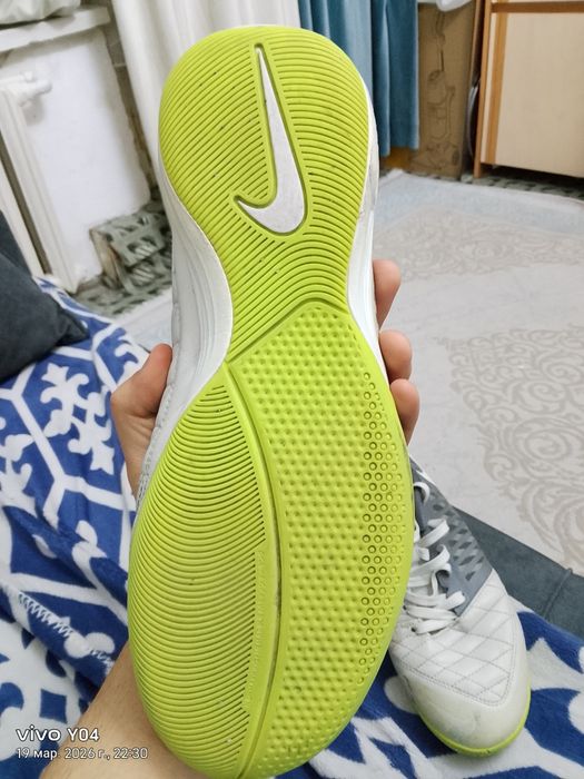 Футзалки Lunar Gato