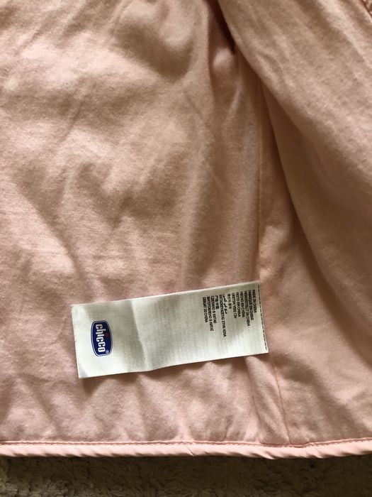 Vand hainute :gecute si rochita Chicoo fetite 2-4 ani