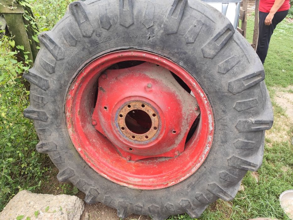 Roti tractor 445
