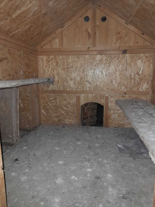 Курятник деревянный, для кур и индюков