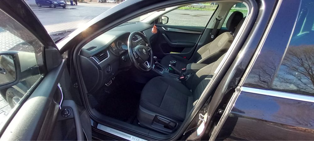 De vânzare Skoda Octavia Scout 2.0 l