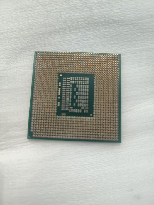 Процесор для ноутбука  i7 3520m
