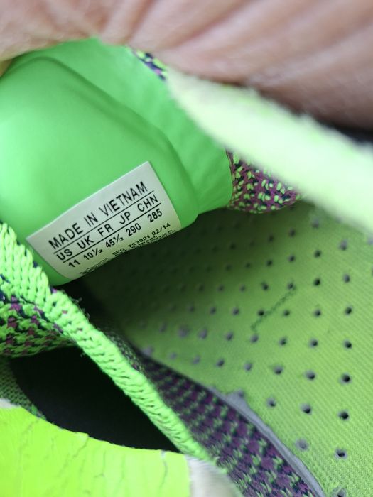 Продам бутсы для взрослых