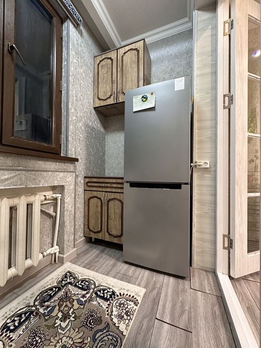 Smolenskdagi Mamba-da yalangoch qizlar, kvartiradagi fotosuratlar