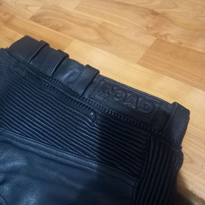 Мато панталони 42 номер