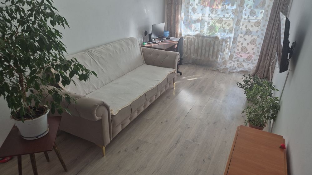 Продам 4х комнатную квартиру