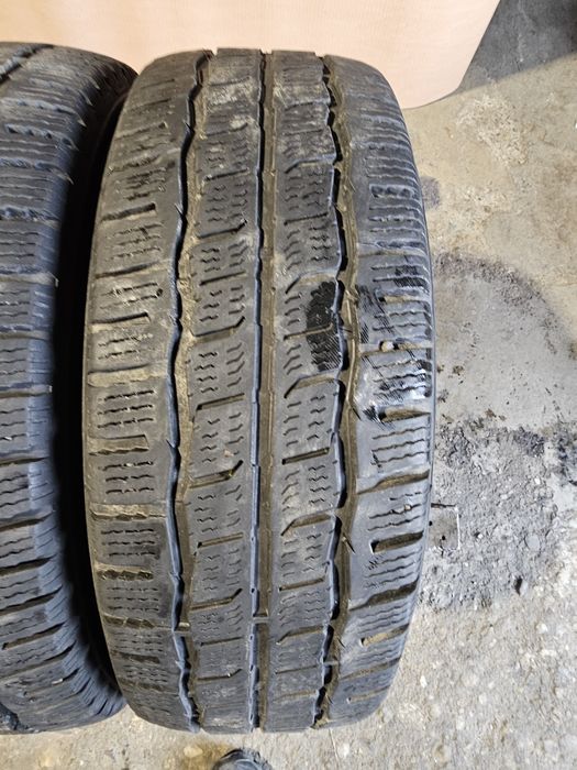2 anvelope iarna 215 70 15C Kumho 2025