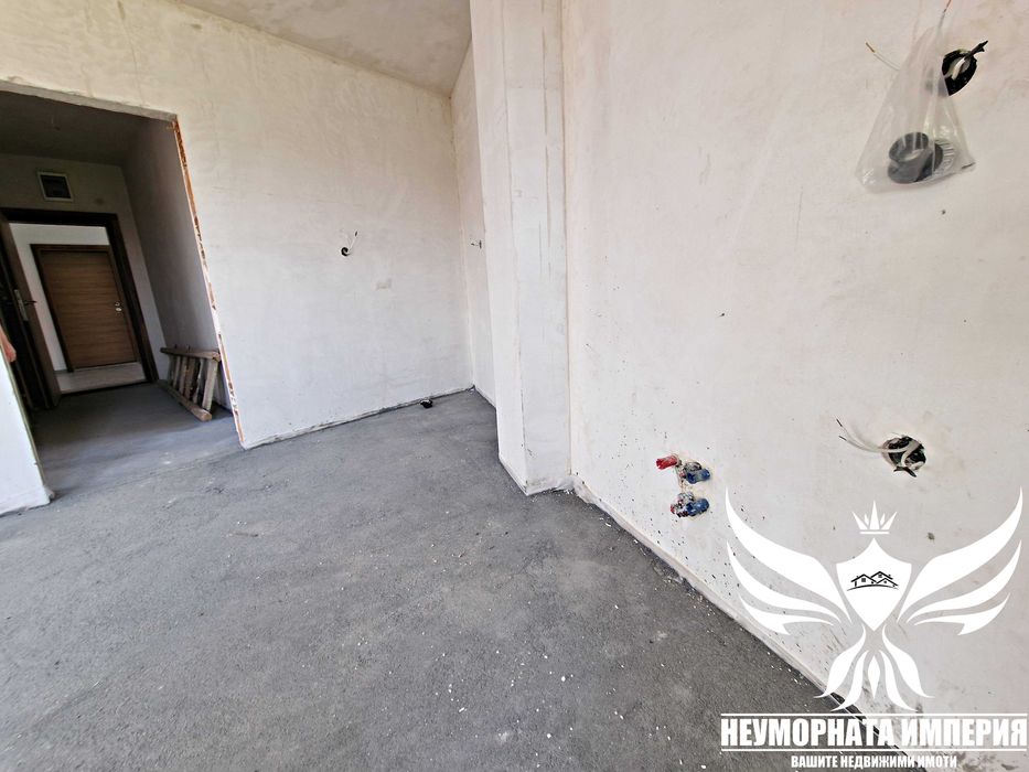 Продава се Тристаен апартамент в Асеновград - 92 кв.м за 892 €/кв.м - Снимка #2