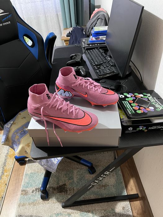 Продавам найк обувки