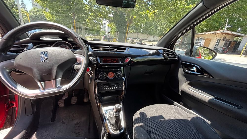Продавам Citroen  DS3