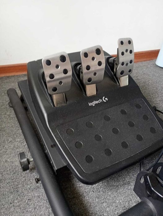 Set Volan LOGITECH G29 + Schimbător de viteze + Suport