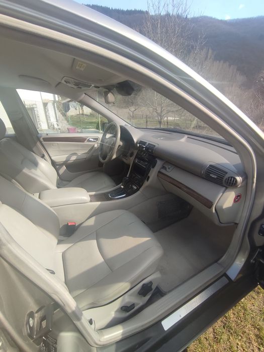 Mercedes Benz c220