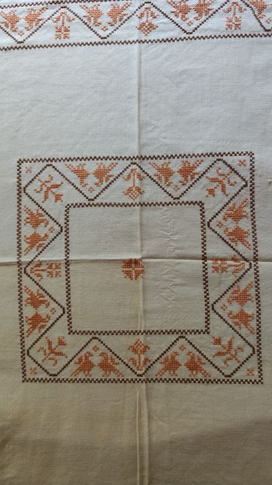 Продавам стари покривки