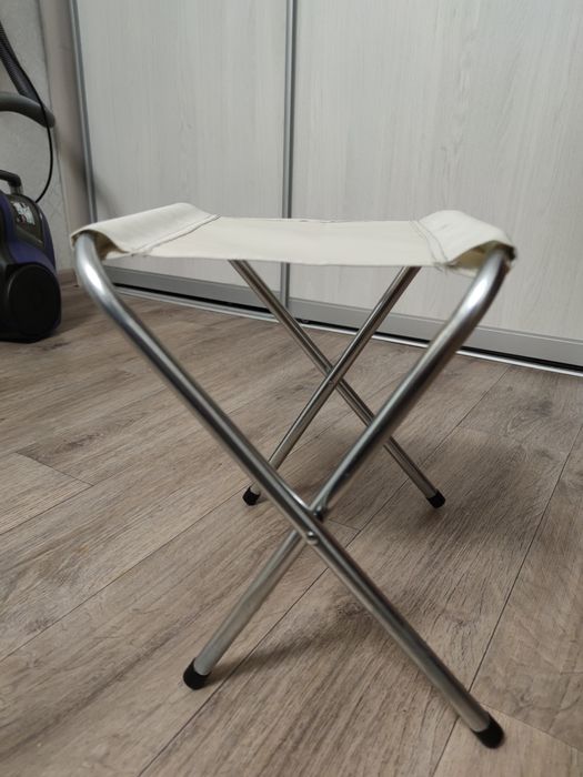 Складной стул новый