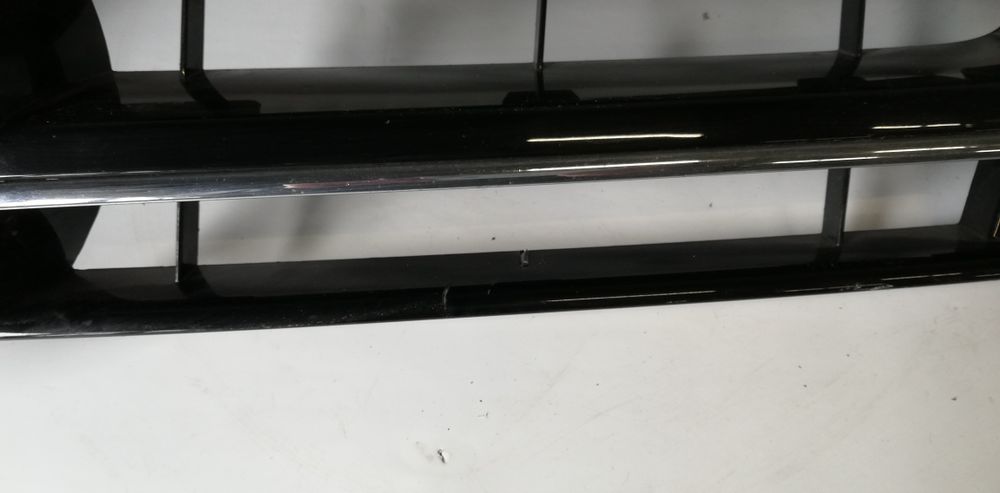 3 броя радиаторна решетка VW T5 Multivan Caravelle 2003-2015