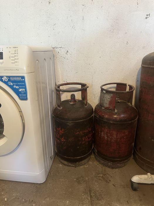 Газовые баллоны 2шт