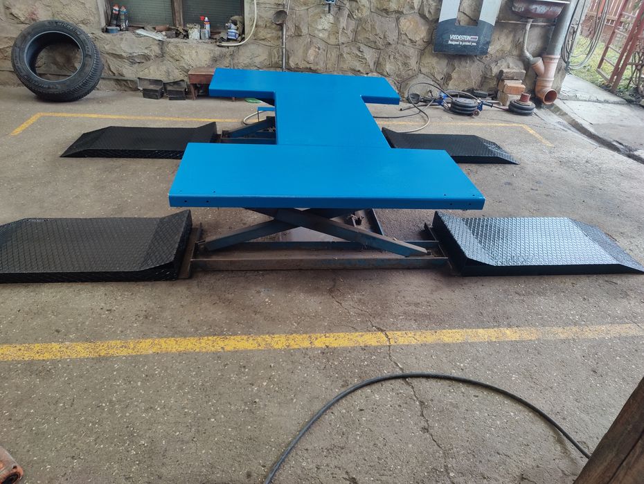 Elevator pneumatic vulcanizare