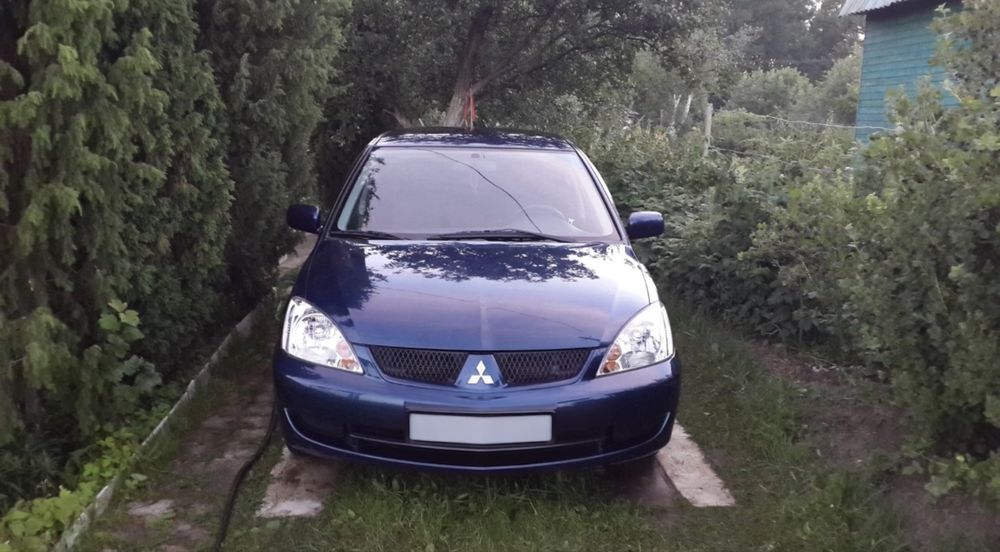 Mitsubishi Lancer