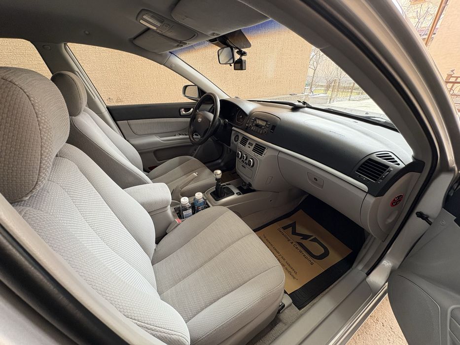 Hyundai Sonata 2006 г., 2.4 л. объем двигателя, атмосферный двигатель