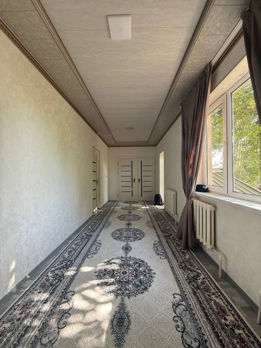 Паркентда 6 сотих ер сотилади — 4 хонали евроремонт уй