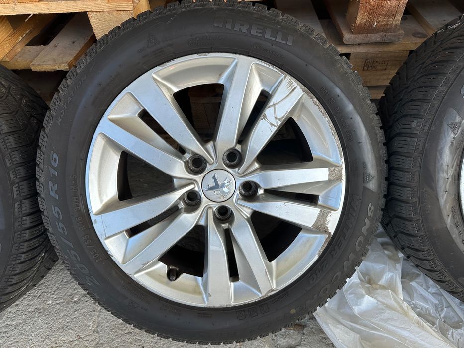 Оригинални джанти Peugeot 308 sw 16” с гуми Pirelli Winter 205/55 R16 – DOT 2021