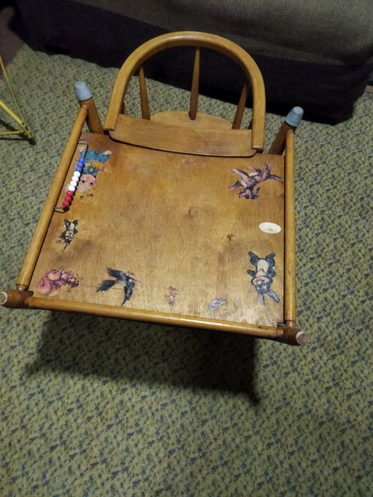 Продам детский стульчик столик