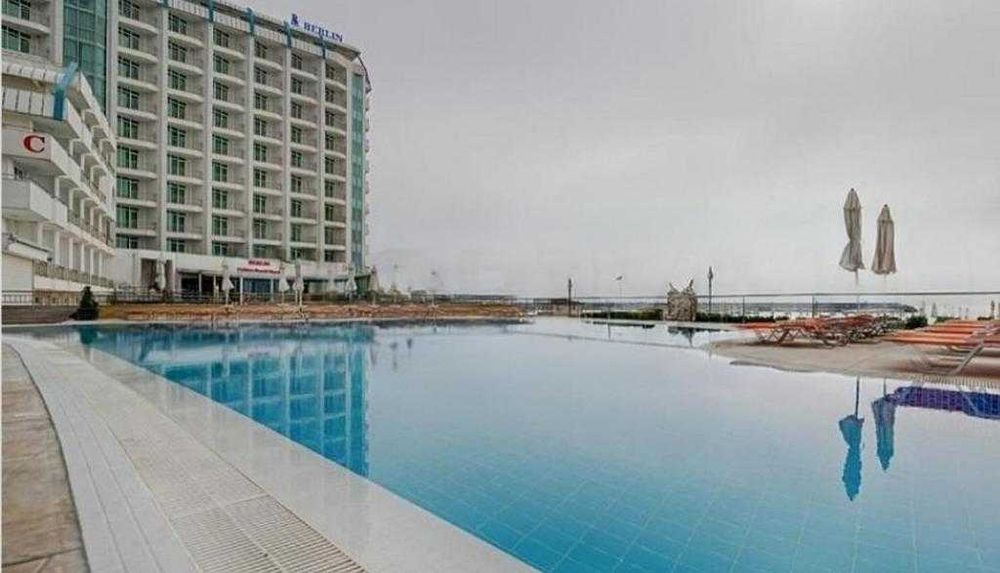 Продава се Едностаен апартамент в к.к. Златни пясъци - 43 кв.м за 1547 €/кв.м - Снимка #1