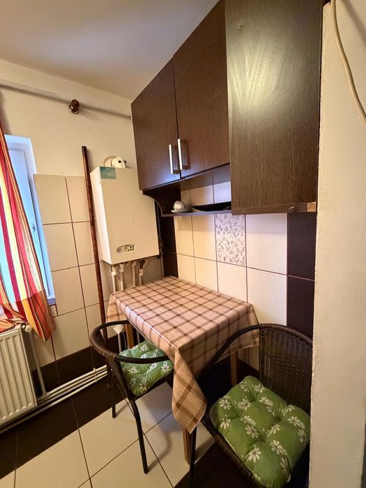 Garsonieră de închiriat