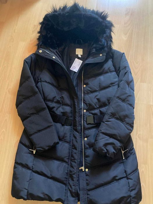 Чисто ново зимно яке тип парка H & M размер Л с етикет