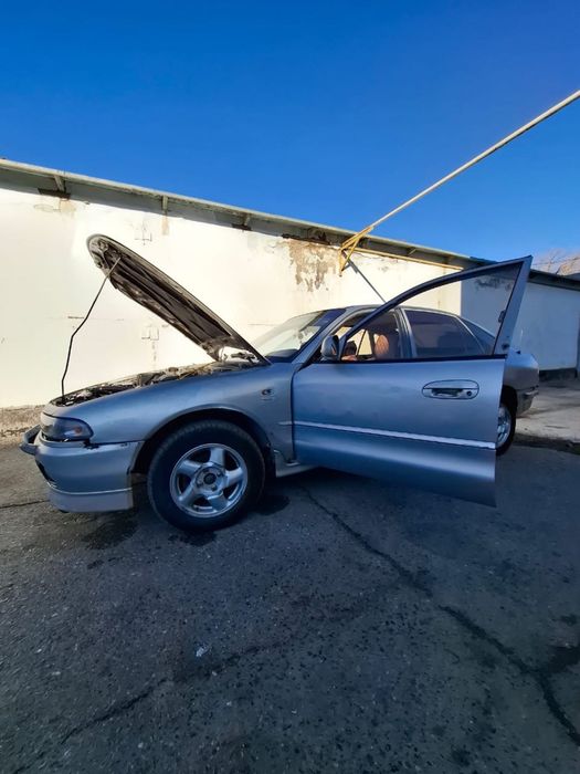 Митсубиши галант 500000