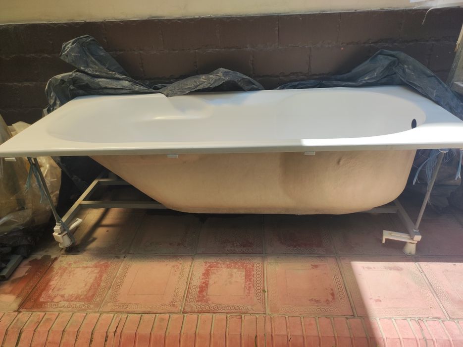 Ванна продается новая
