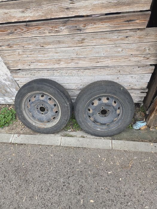 Vând roti logan R15