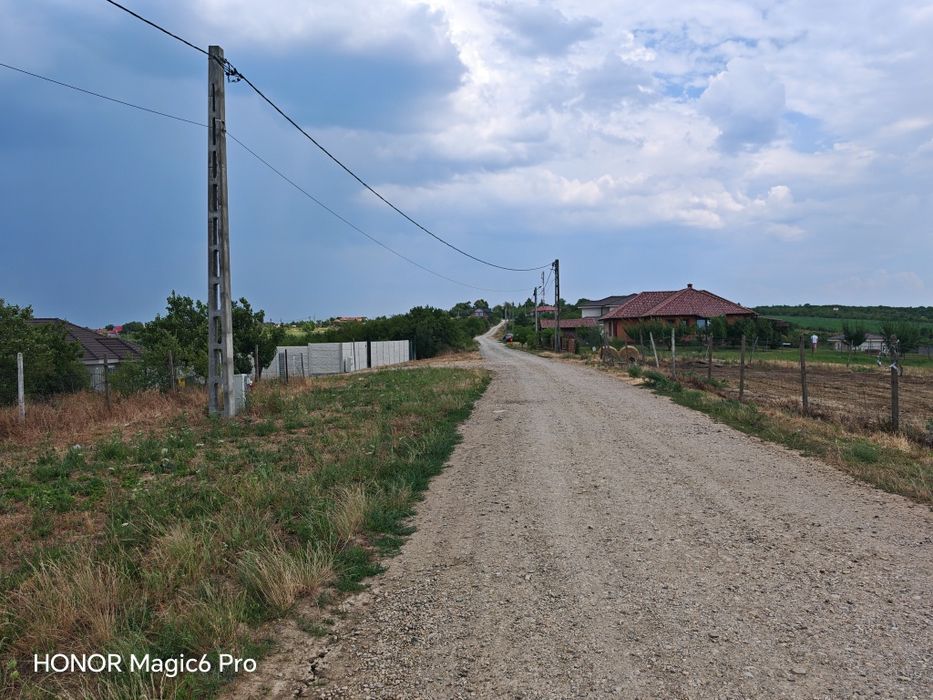 Teren intravilan de vanzare zona saldabagiu de munte langa oradea.