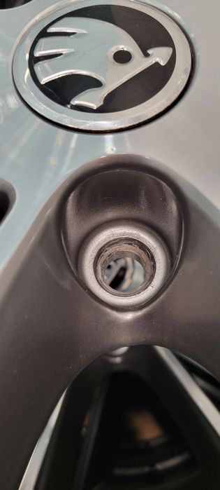 ОРИГИНАЛНИ  VW и BMW Джанти 17" 5х112 ET27, 7.5J и летни гуми 215/50/1