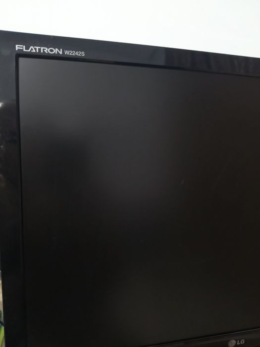 Продам мониторы LG Flatron, Beng 22дюйм