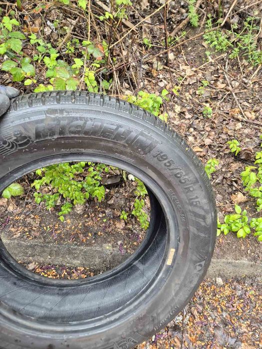 4 броя Michelin CrossClimate 195/65/15