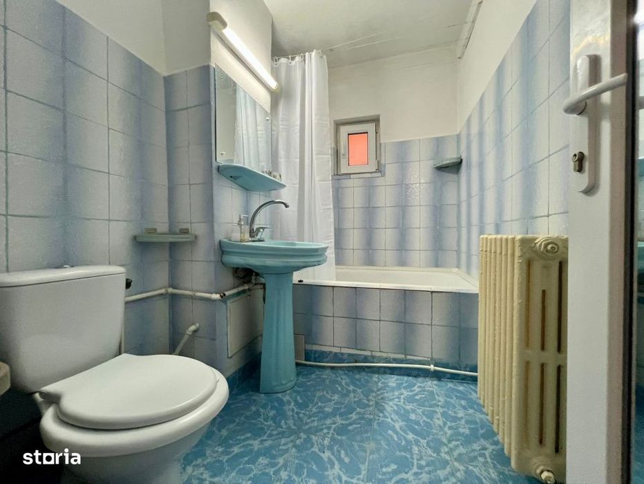 Apartament luminos 3 camere, 2 bai, parcare