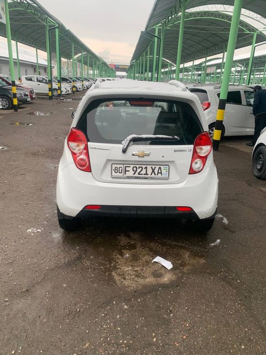 Spark sotiladi radnoy