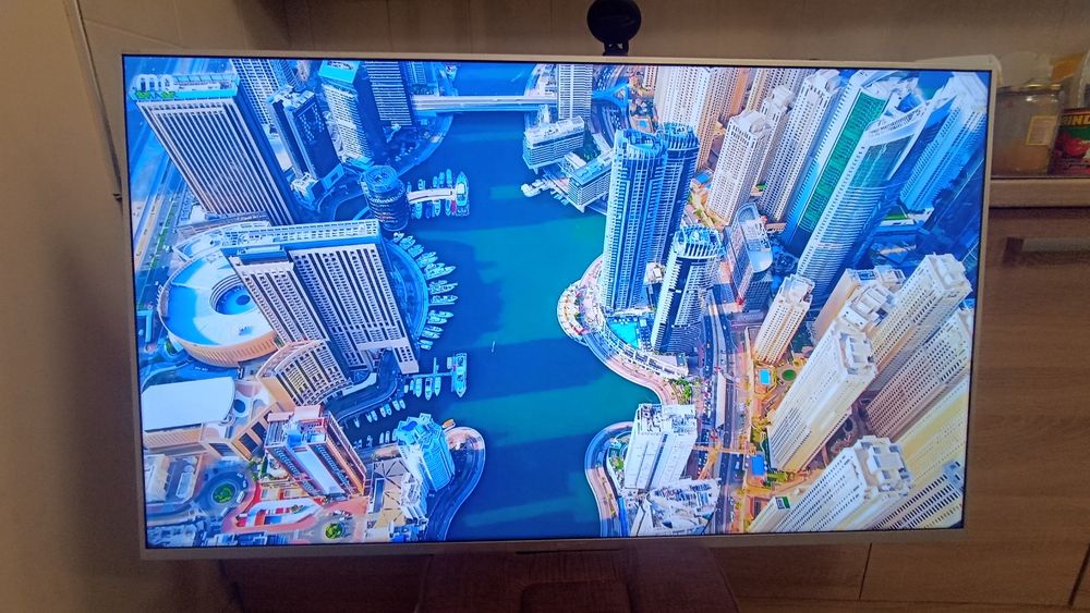 продавам телевизор sony 50 инча