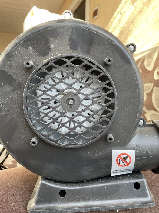 Насос для батута и надувных кукол