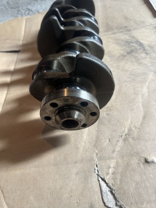 Колянов вал 1.6тди 1.6tdi