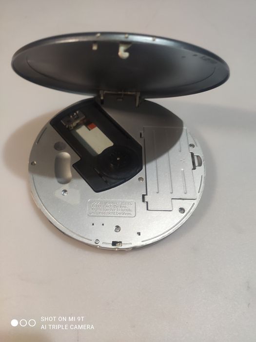 Продам дисковый MP3 плеер