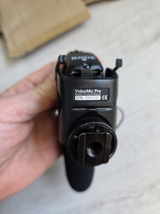 Microfon Video Camera Rode Videomic Pro DSLR
Google Chromecast 3 WiFi