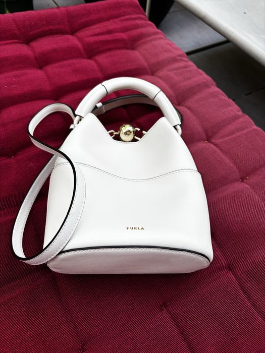 Geant Furla Sfera Bucket small