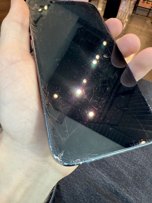 Продам Iphone 14 айфон 14