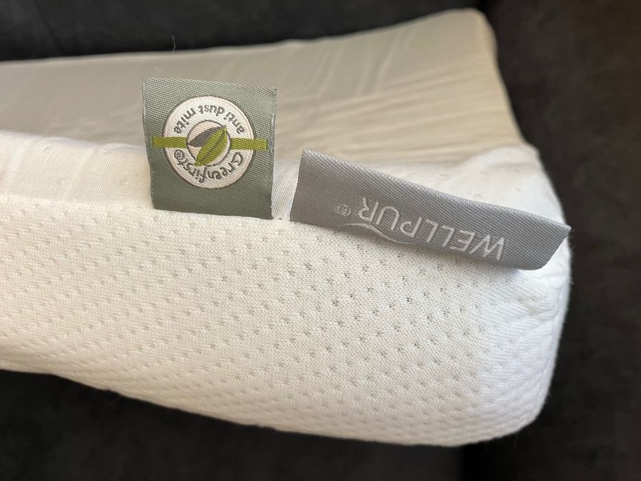 Единичен топ матрак.