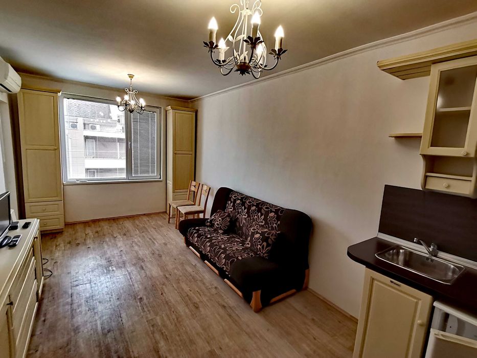 Дава се под наем Двустаен апартамент в Бургас, Зорница - 56 кв.м за 275 € - Снимка #4