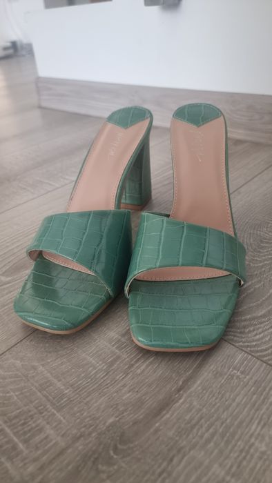Papuci cu toc Nasty Gal